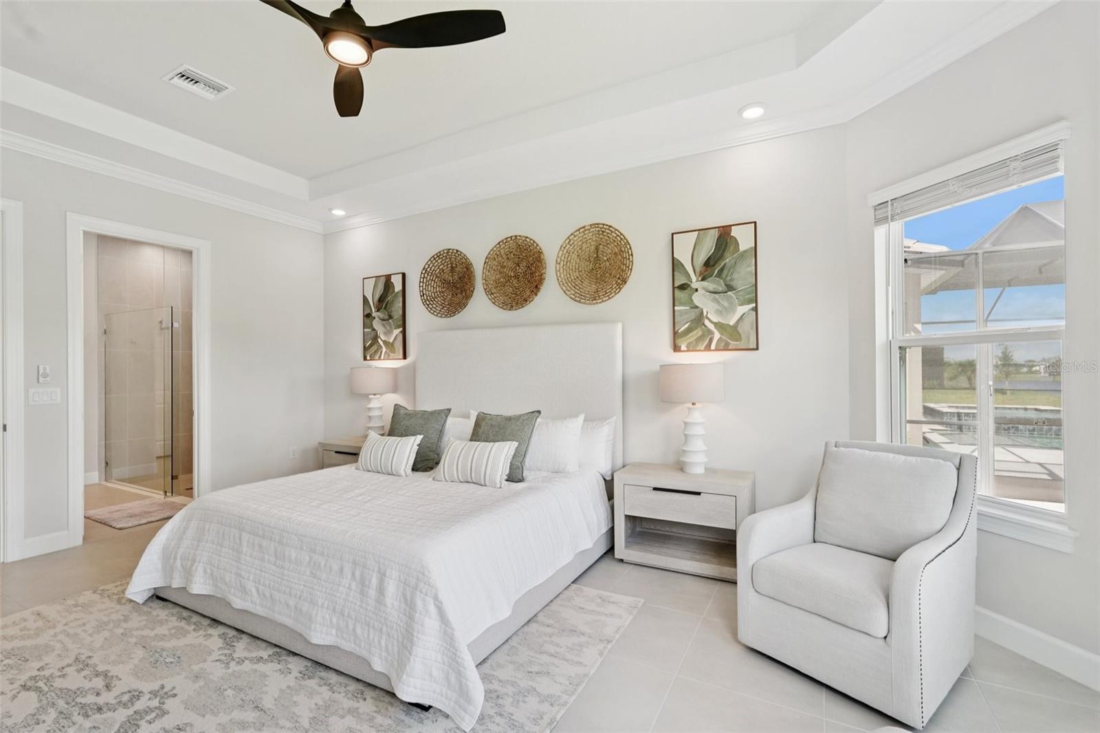 AZARIO ESPLANADE PH VII - Residential