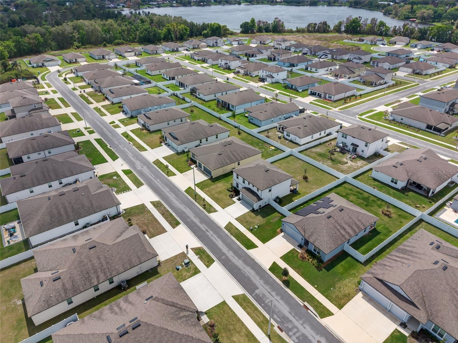 ESTATES/LK FLORENCE - Residential