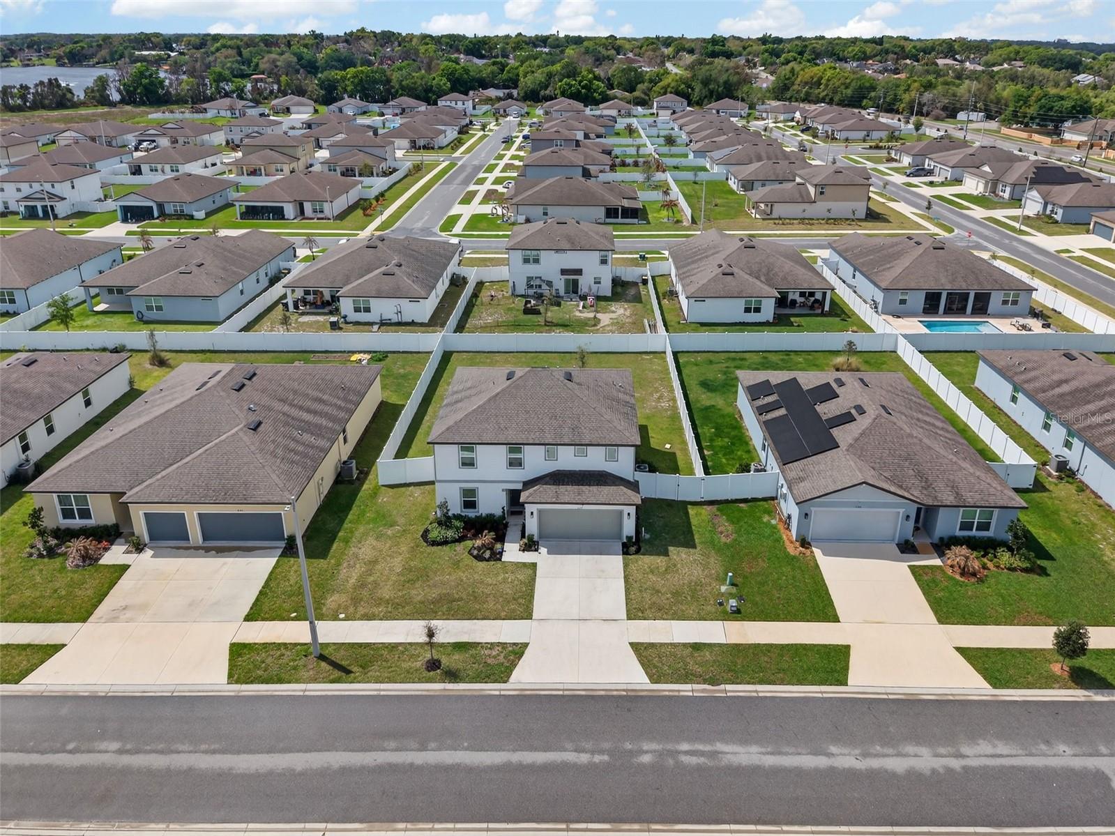 ESTATES/LK FLORENCE - Residential