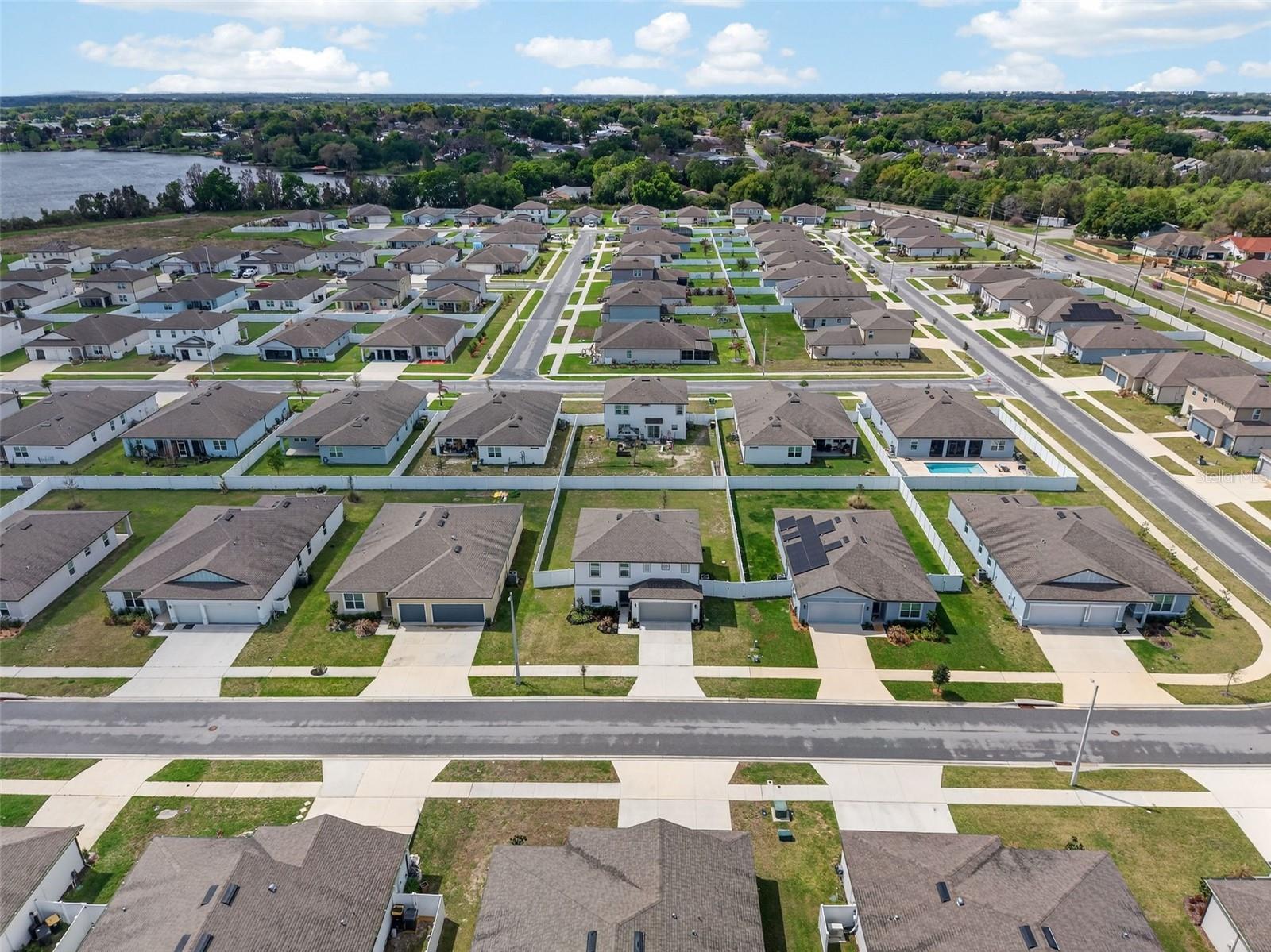 ESTATES/LK FLORENCE - Residential