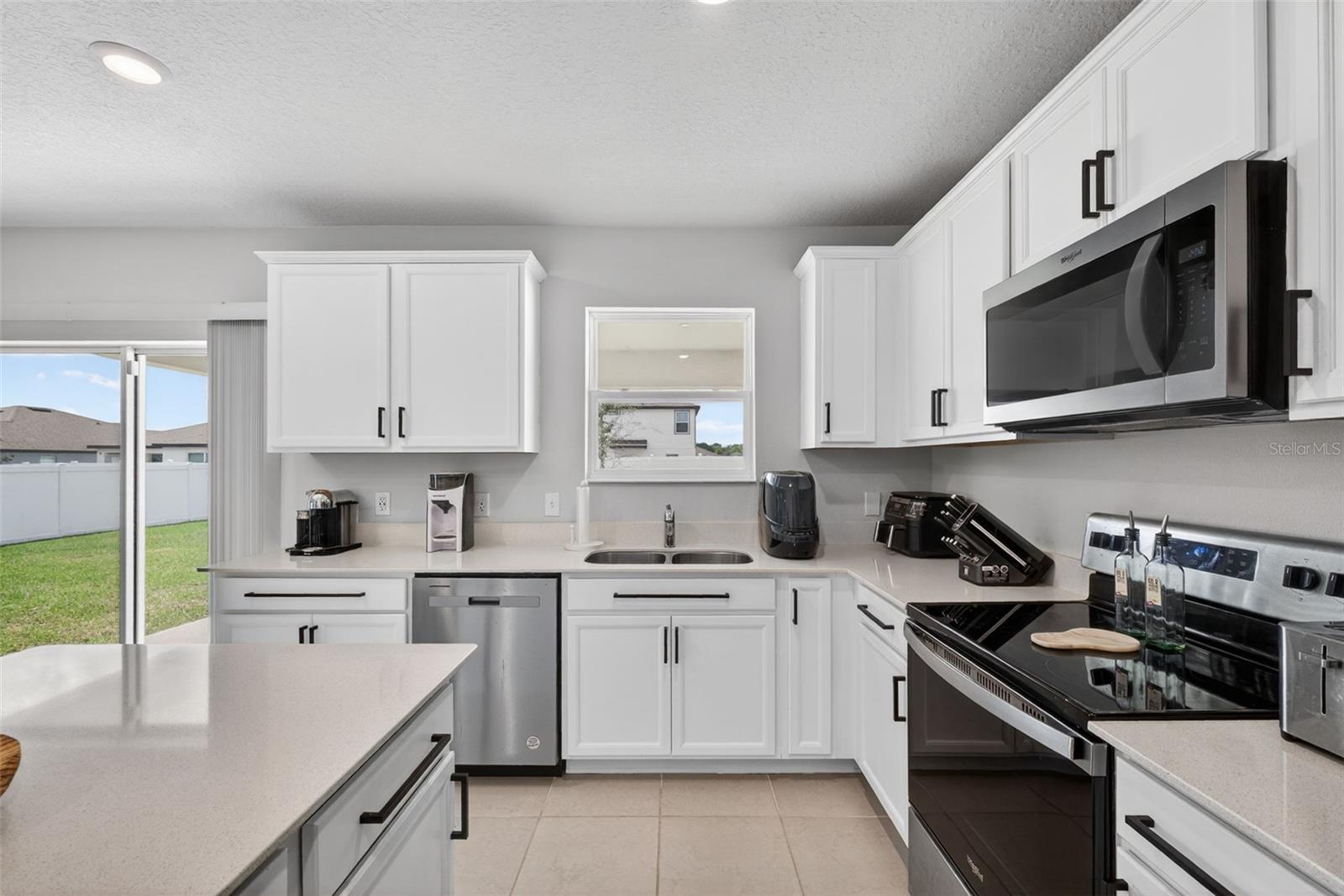 ESTATES/LK FLORENCE - Residential