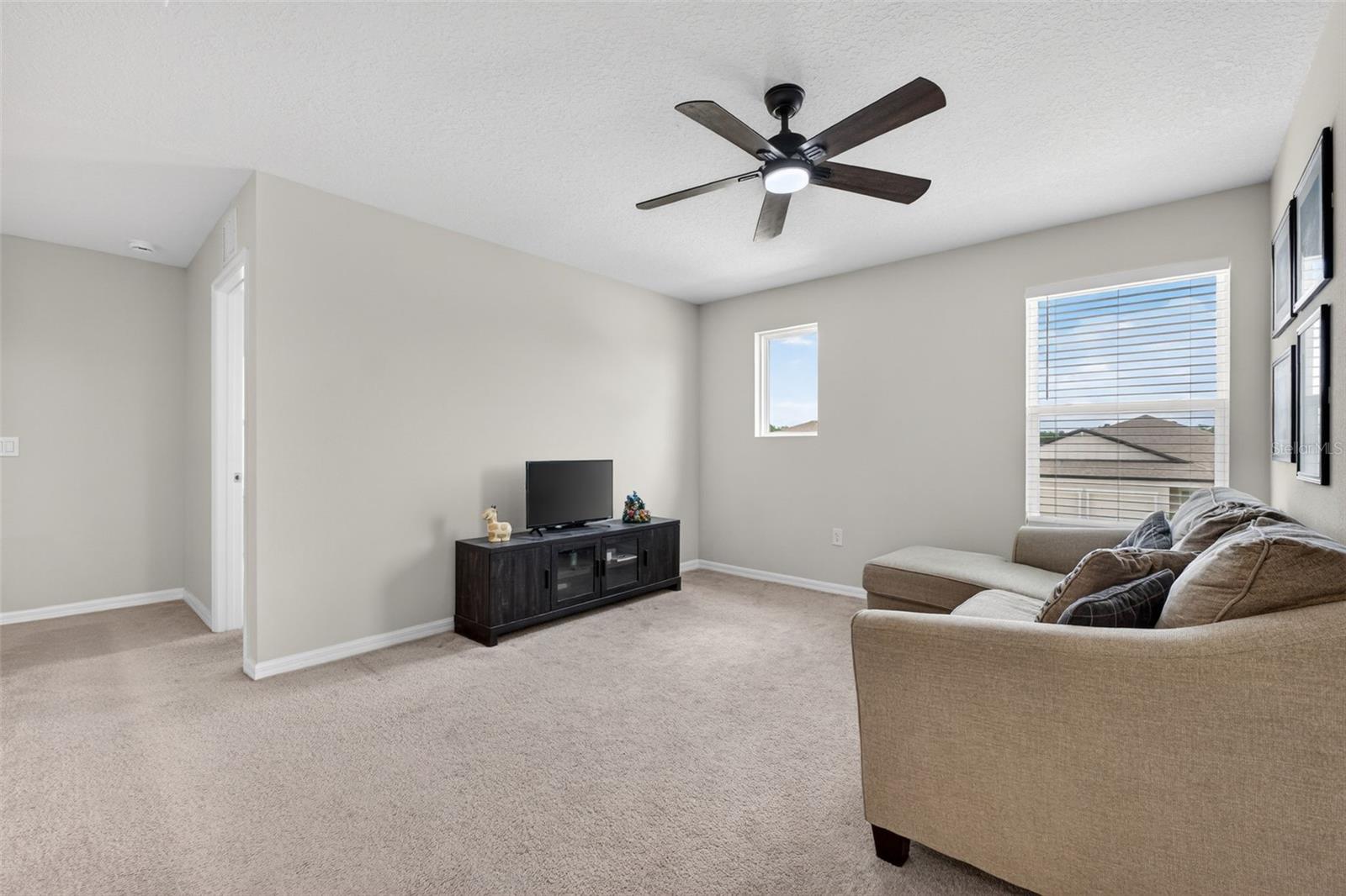 ESTATES/LK FLORENCE - Residential