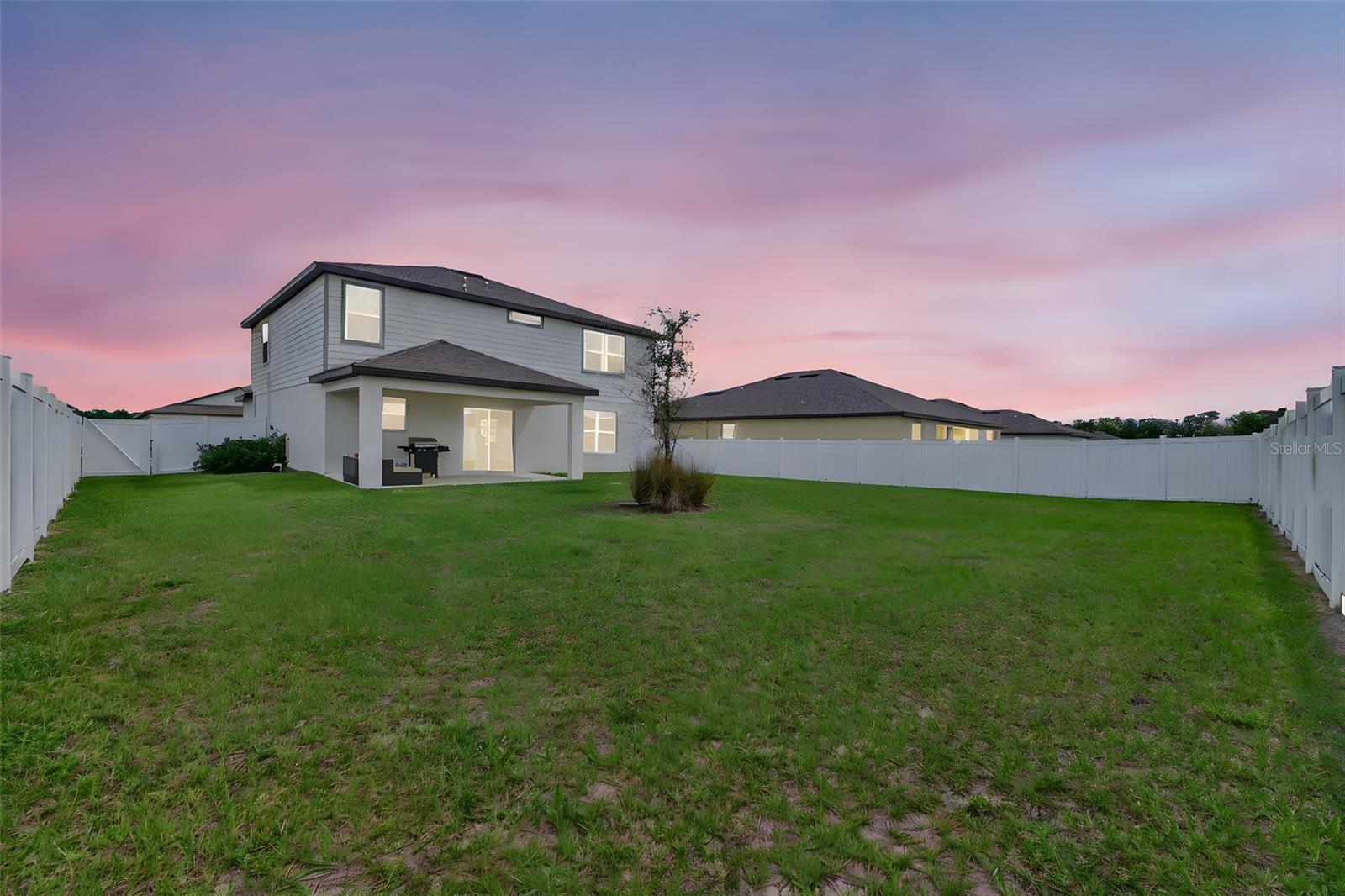 ESTATES/LK FLORENCE - Residential