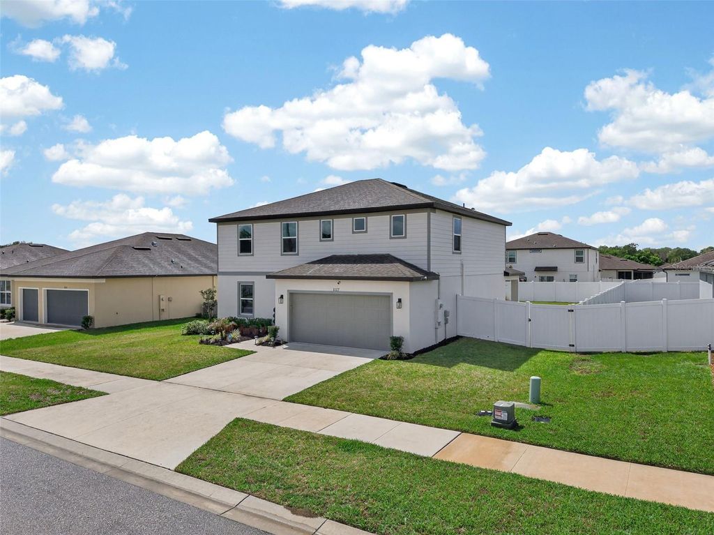 Photo of 1117 Michelangelo Lane, Winter Haven, FL 33884 (MLS # O6392049)