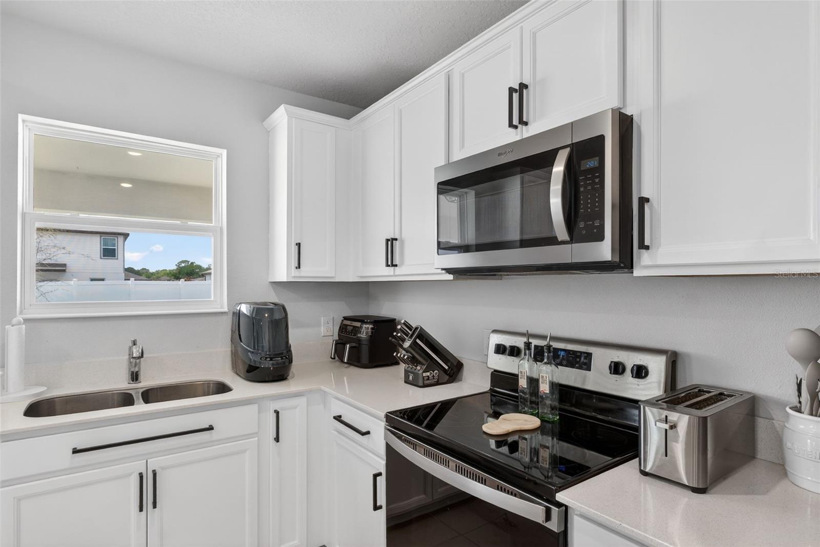 ESTATES/LK FLORENCE - Residential