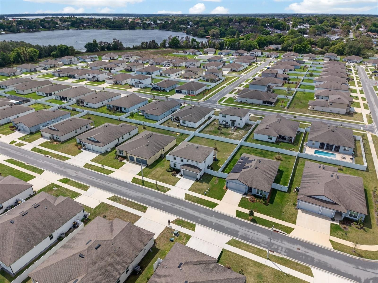 ESTATES/LK FLORENCE - Residential