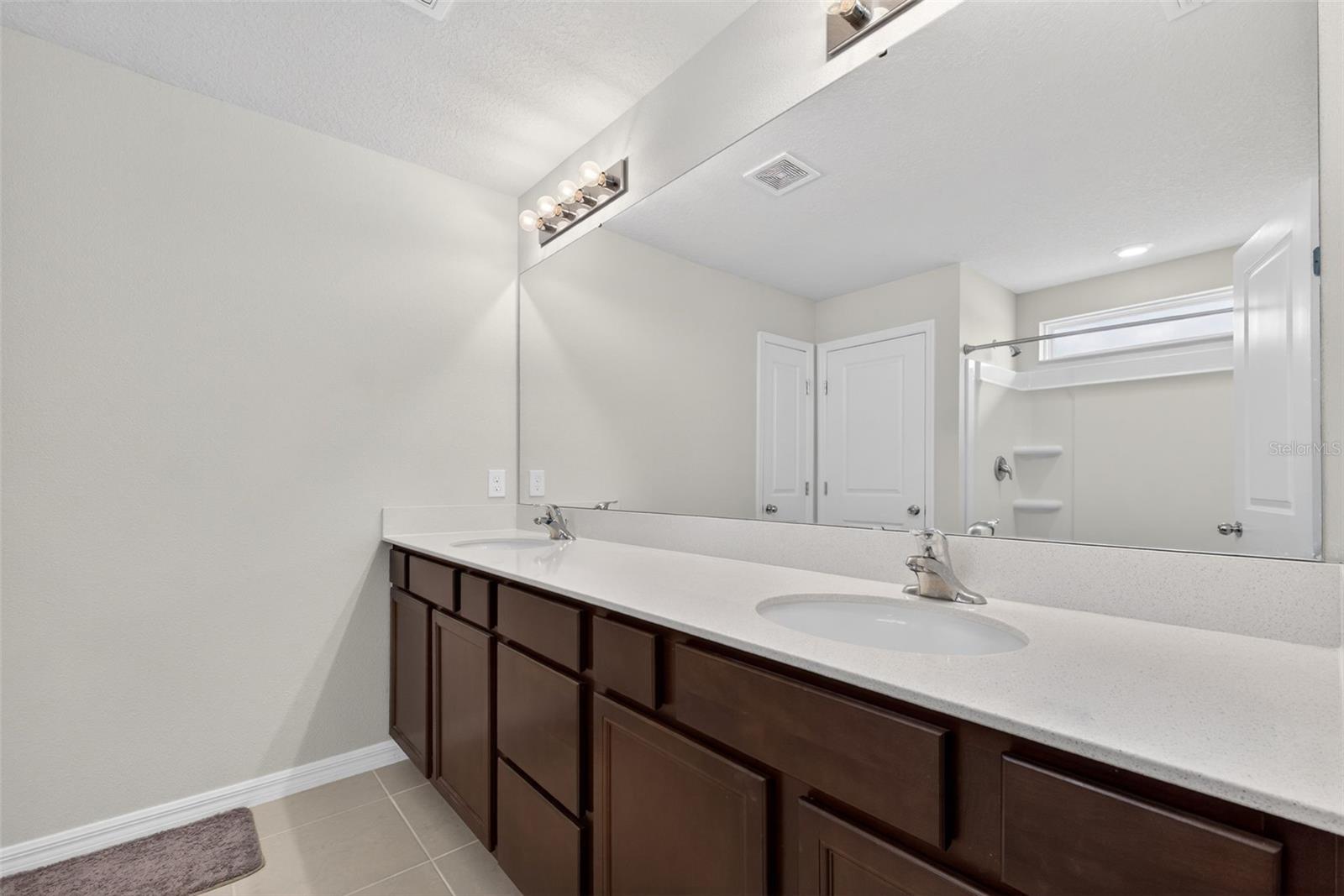 ESTATES/LK FLORENCE - Residential