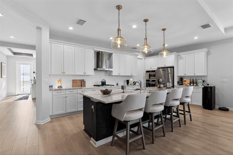 Tiny photo for 1599 Bellagio Loop, Tavares, FL 32778 (MLS # O6414825)