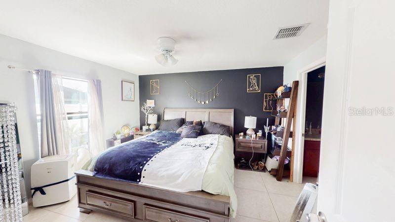 AYERSWORTH GLEN - Residential