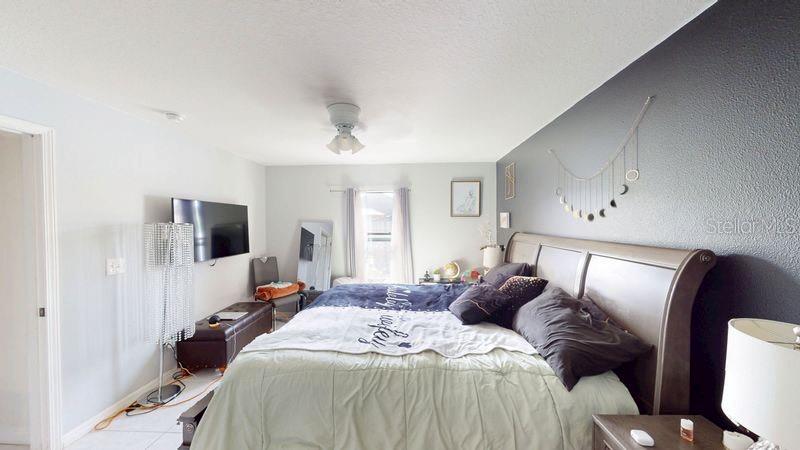 AYERSWORTH GLEN - Residential