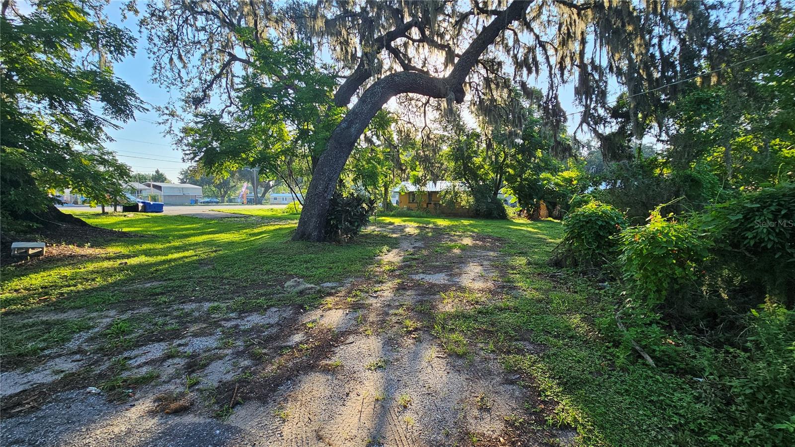 UNPLATTED - Residential