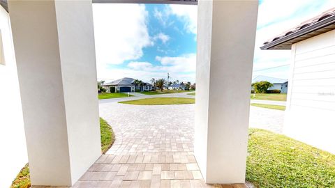 A home in PUNTA GORDA