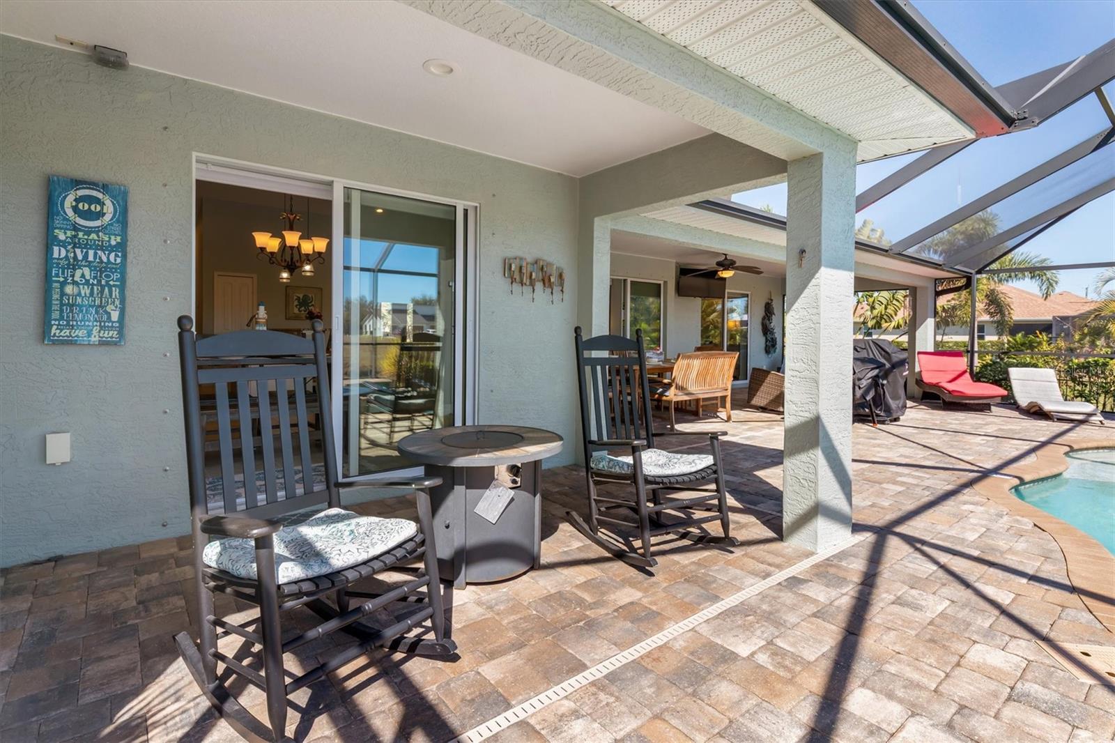 ROTONDA WEST LONG MDW - Residential