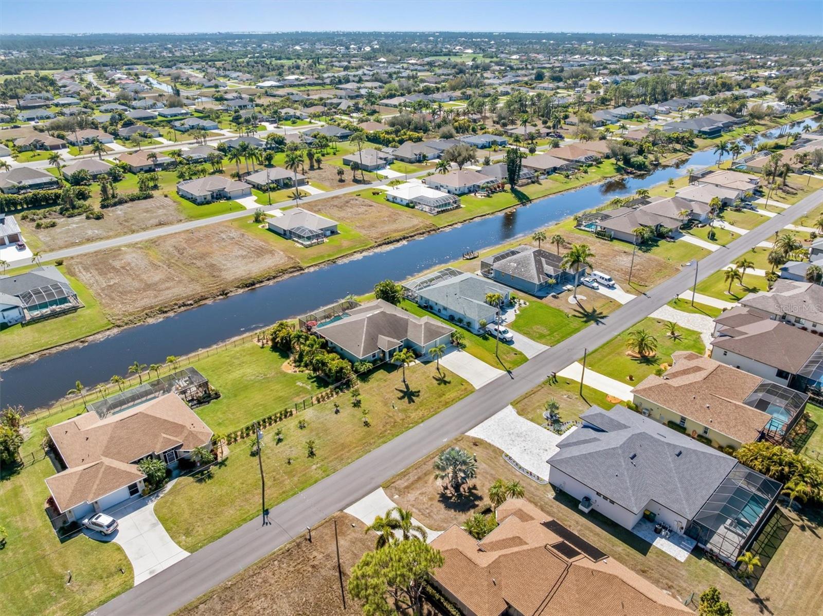 ROTONDA WEST LONG MDW - Residential