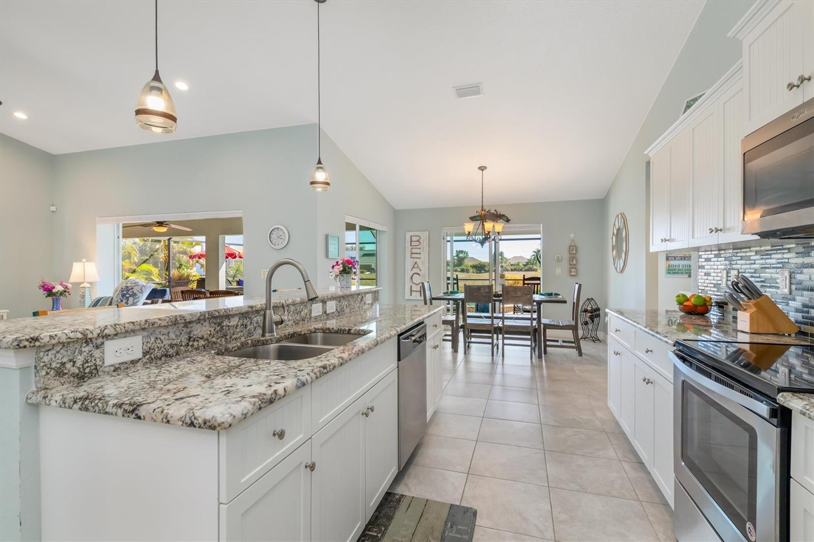 ROTONDA WEST LONG MDW - Residential