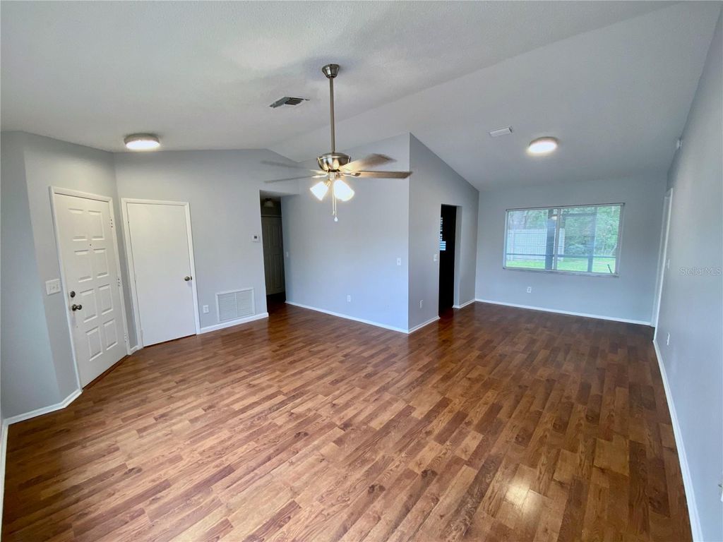 Photo of 5636 Deepdale Drive, Orlando, FL 32821 (MLS # O6350646)