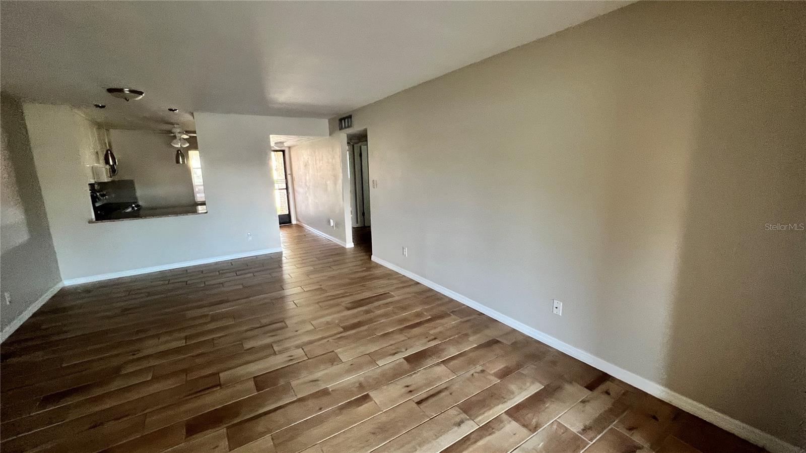 PALMA SOLA HARBOUR SEC 1 - Residential