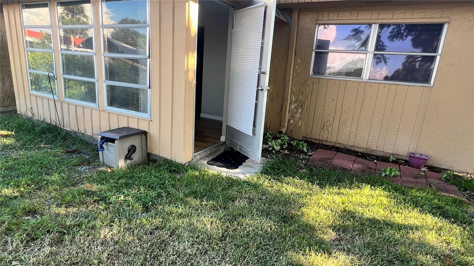 PALMA SOLA HARBOUR SEC 1 - Residential