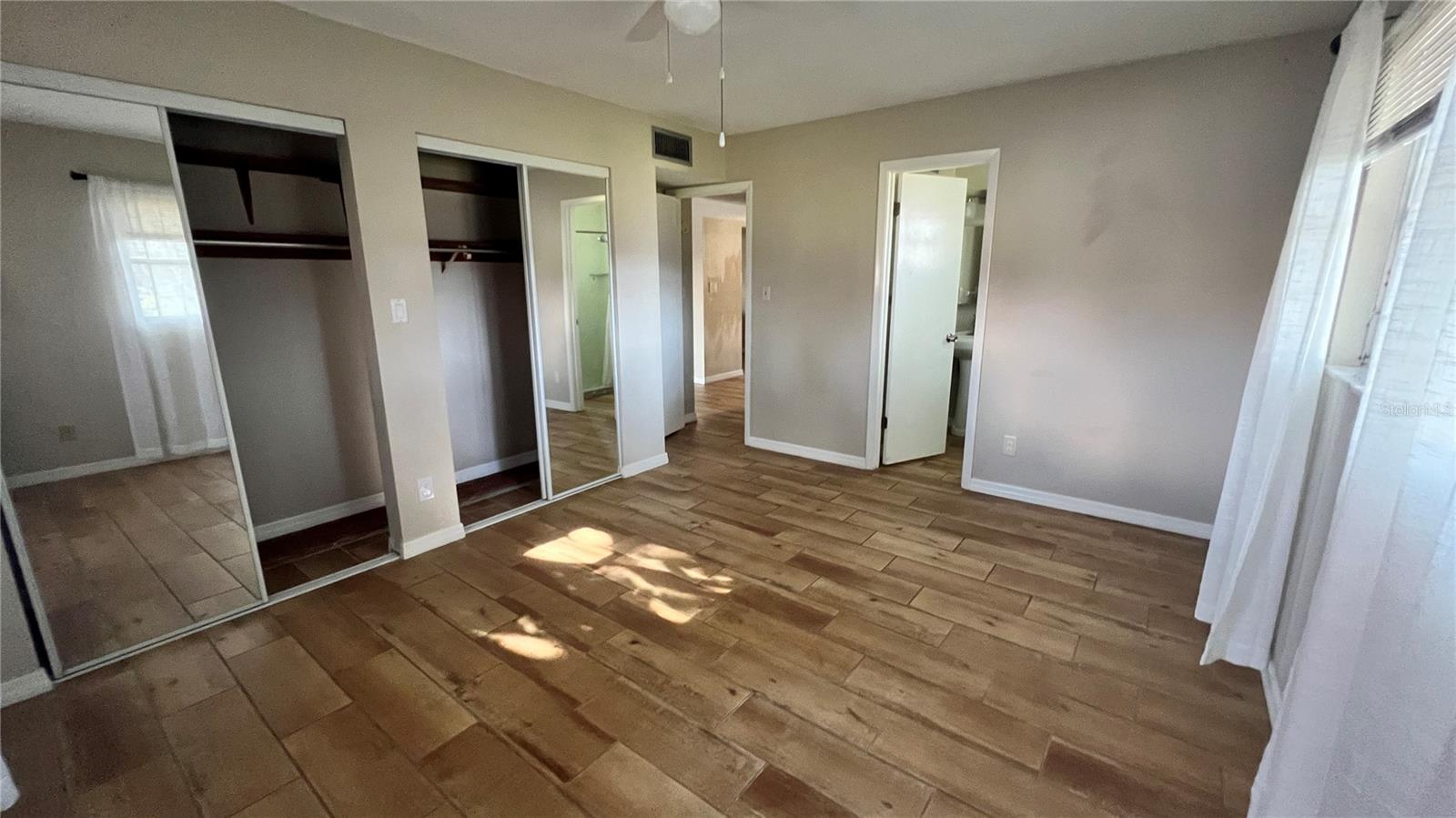 PALMA SOLA HARBOUR SEC 1 - Residential