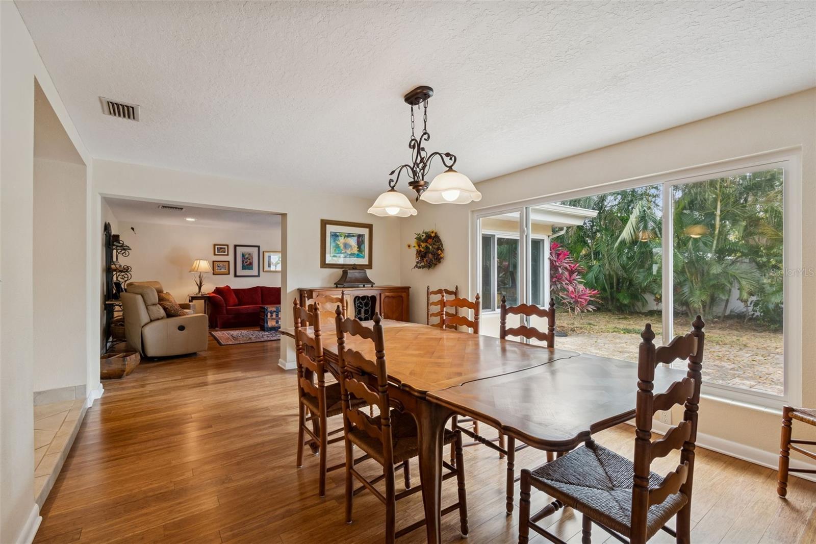 BELLEAIR MANOR UNIT 1 & 2 - Residential