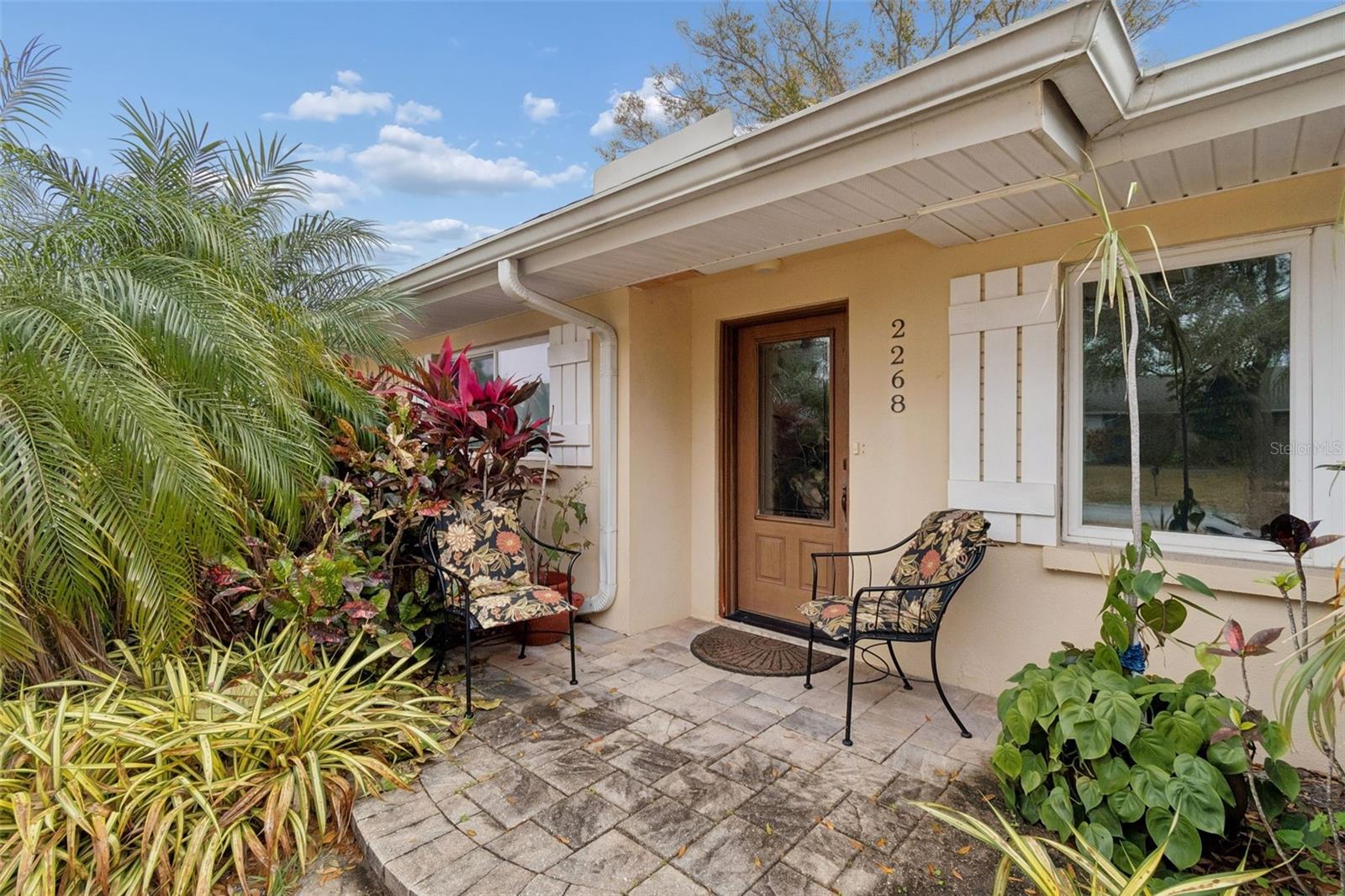 2268 INDIAN AVENUE N