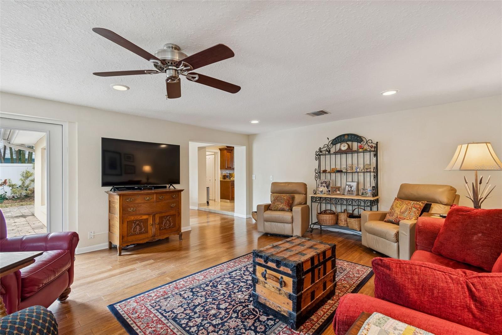 BELLEAIR MANOR UNIT 1 & 2 - Residential