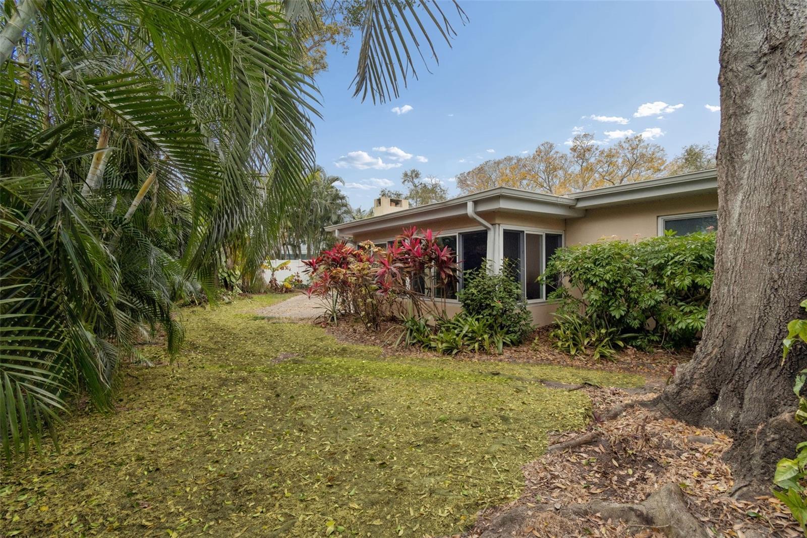 BELLEAIR MANOR UNIT 1 & 2 - Residential