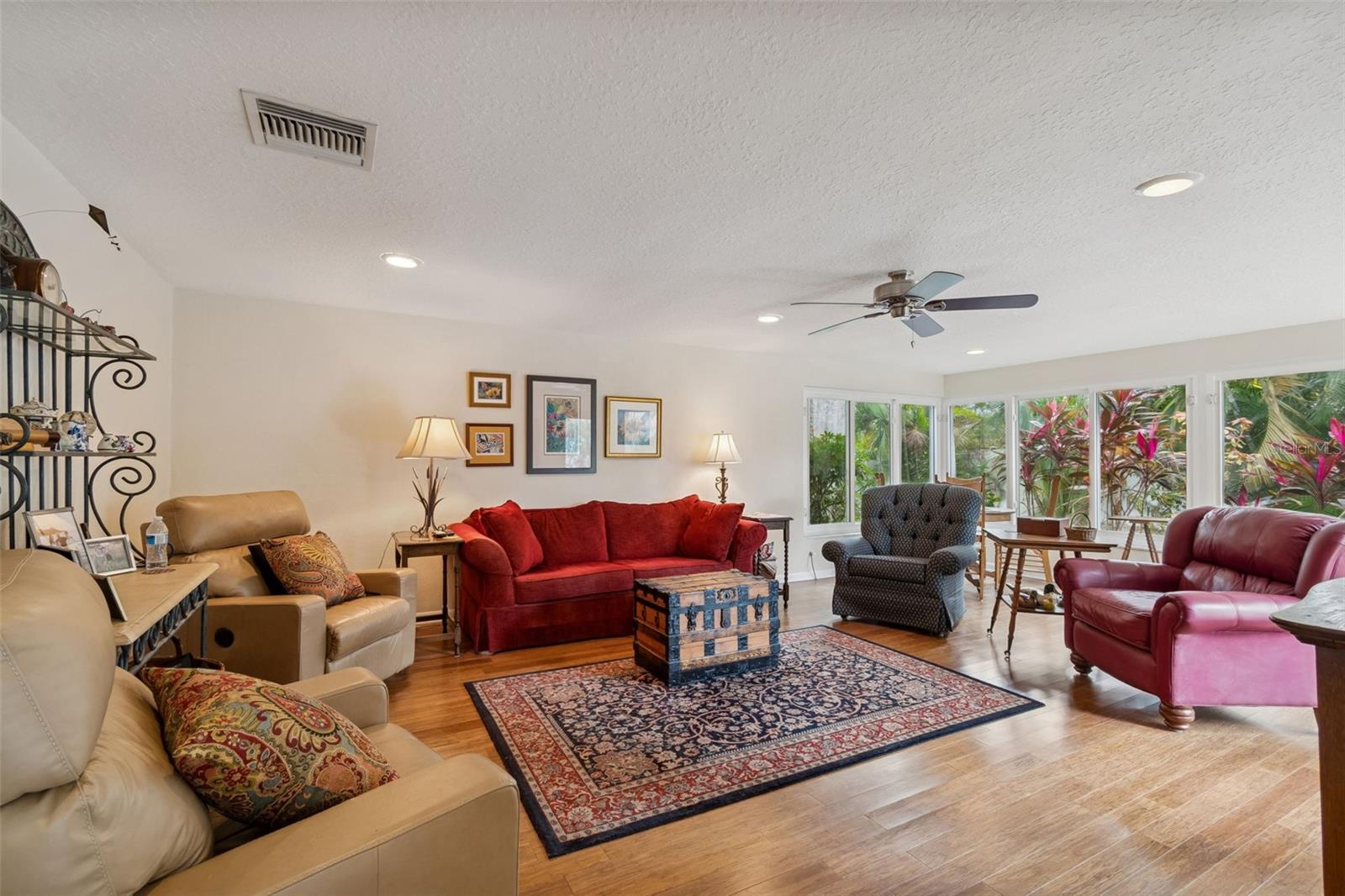 BELLEAIR MANOR UNIT 1 & 2 - Residential