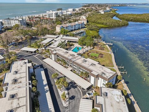 A home in LONGBOAT KEY