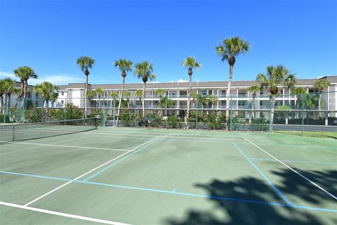 A home in LONGBOAT KEY