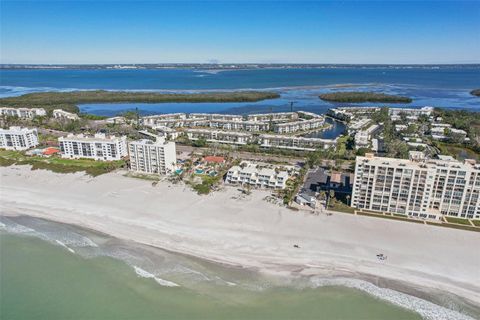 A home in LONGBOAT KEY