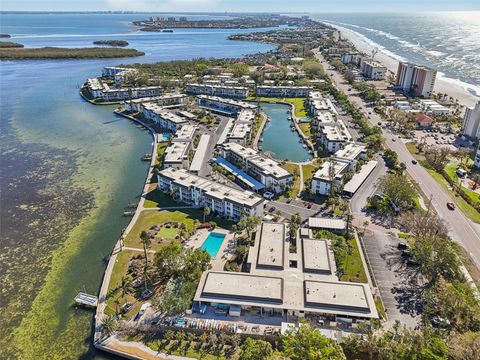 A home in LONGBOAT KEY