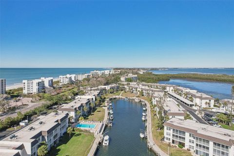 A home in LONGBOAT KEY