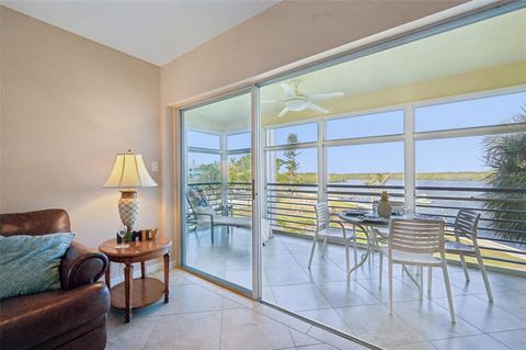 A home in LONGBOAT KEY