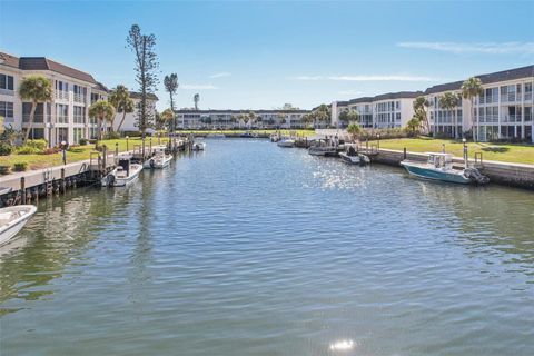 A home in LONGBOAT KEY