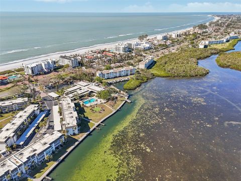 A home in LONGBOAT KEY