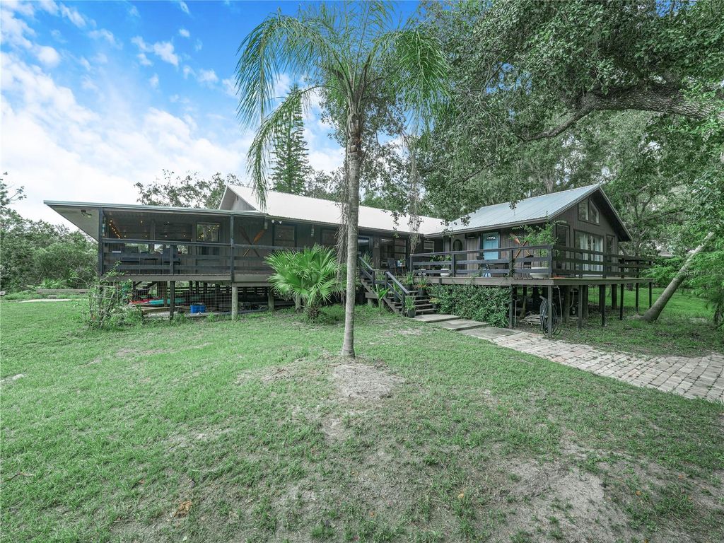 Photo of 6613 NE Masters Avenue, Arcadia, FL 34266 (MLS # P4936124)