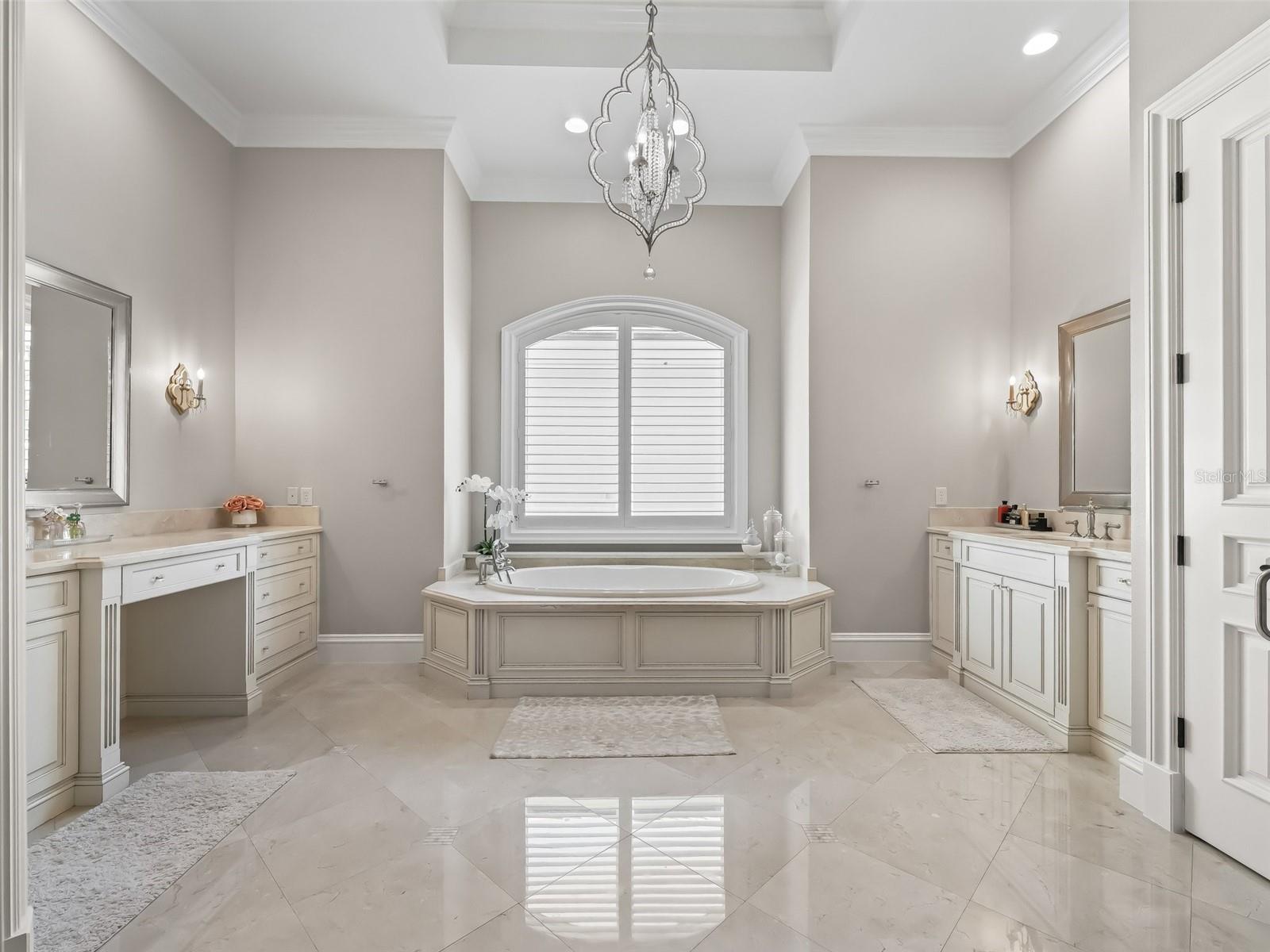 GOLDEN OCALA UN 01 - Residential