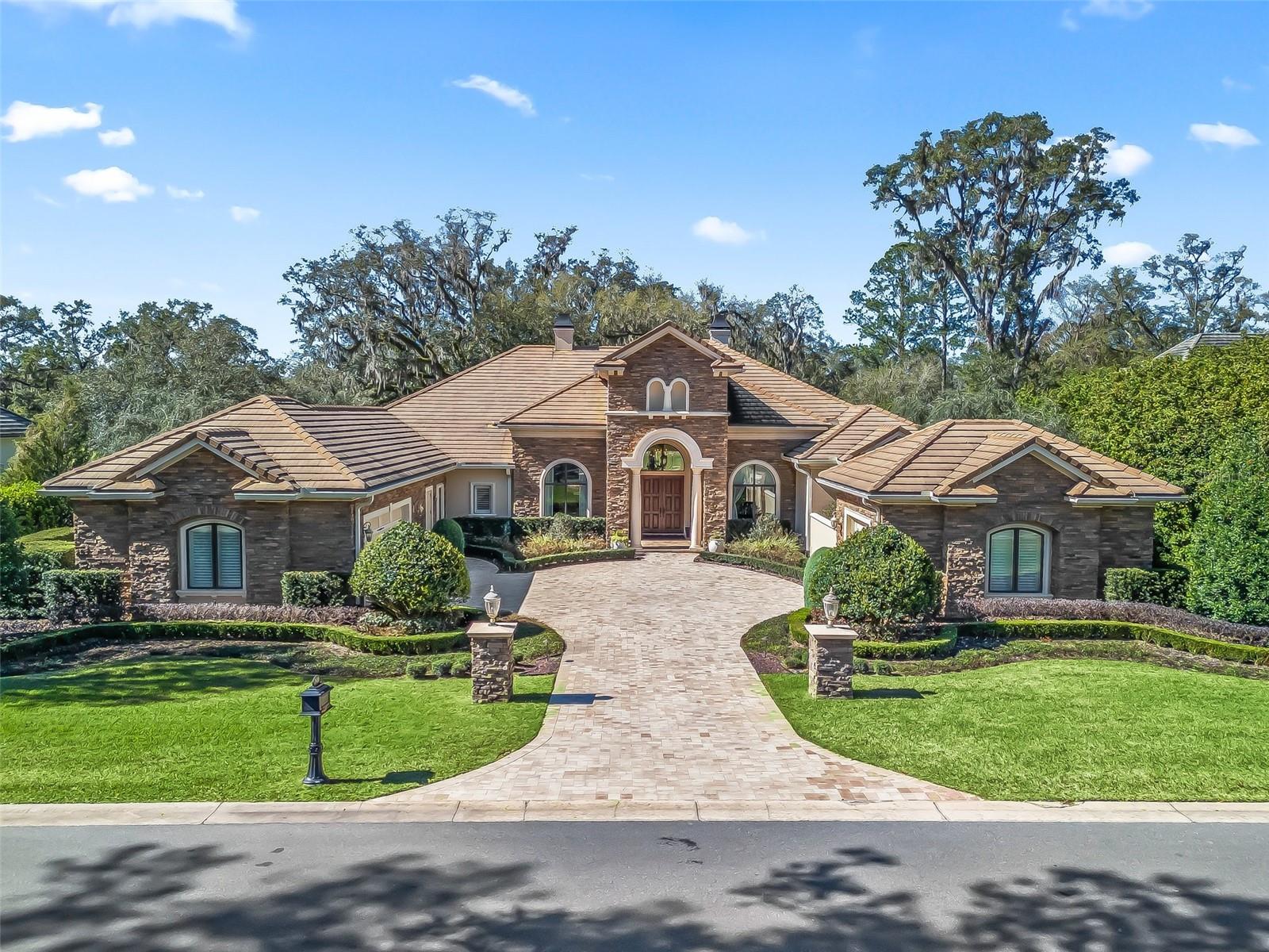 GOLDEN OCALA UN 01 - Residential