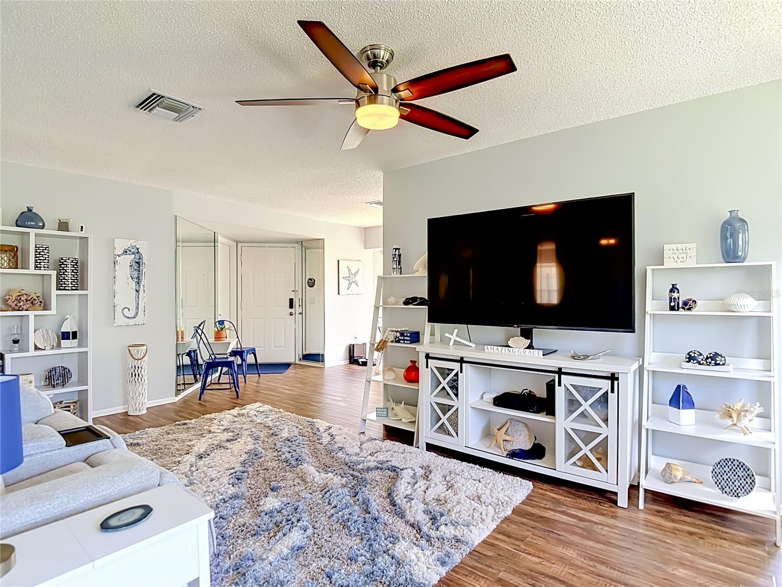 CAPRI VILLAGE CONDO 01 - Residential