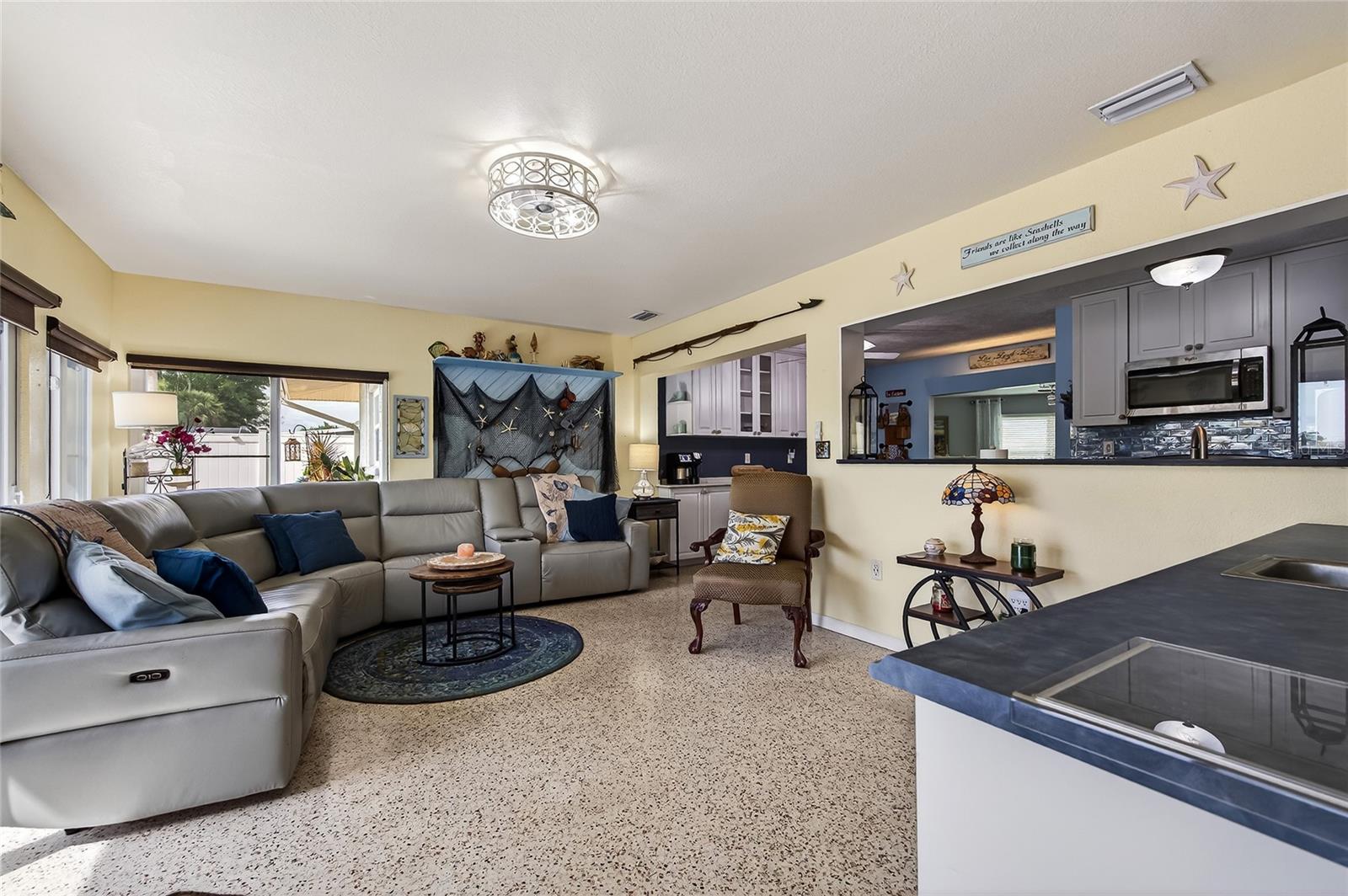 VENICE GARDENS - Residential