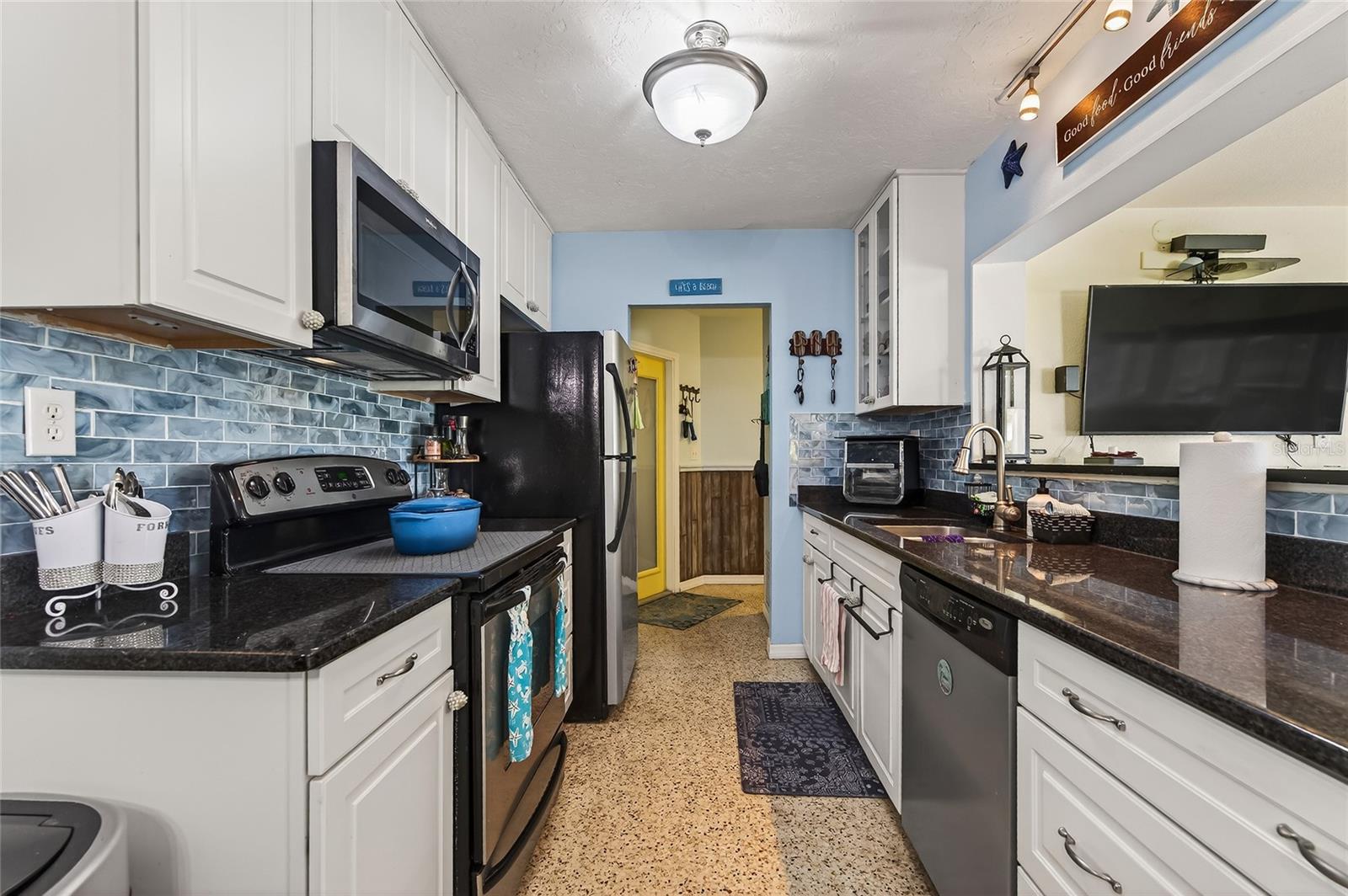 VENICE GARDENS - Residential