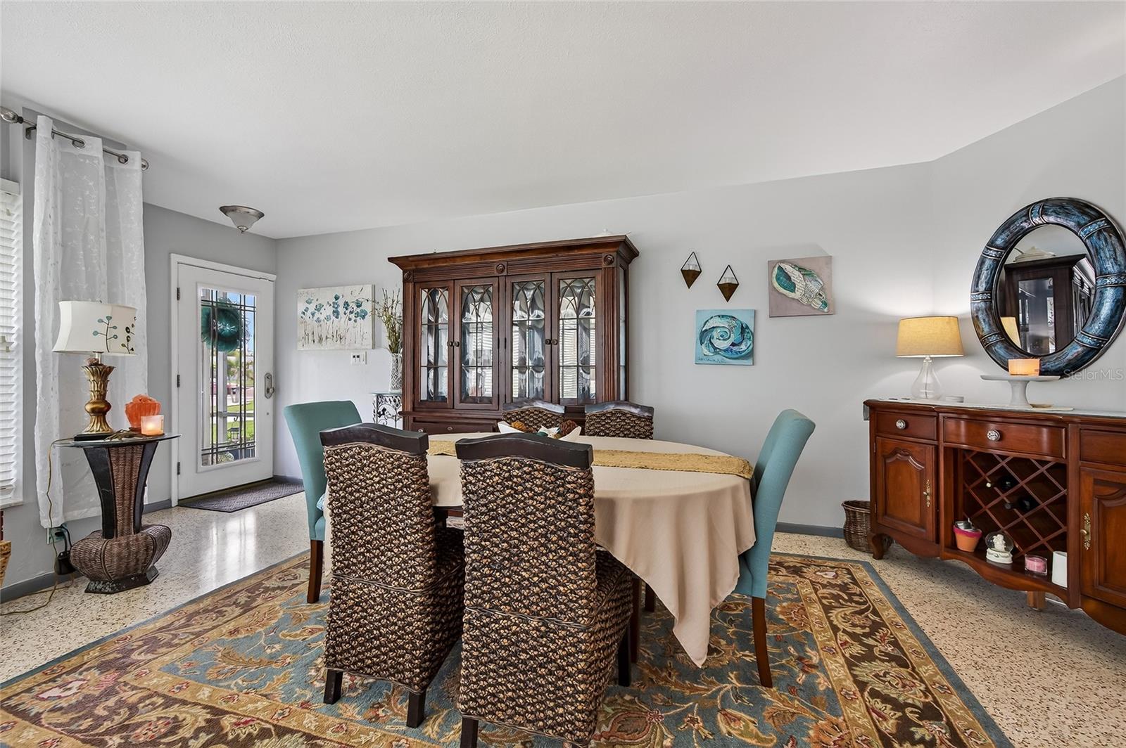 VENICE GARDENS - Residential