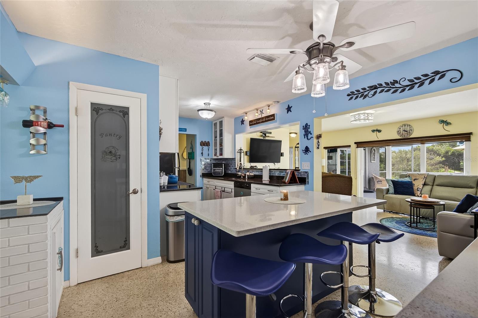 VENICE GARDENS - Residential