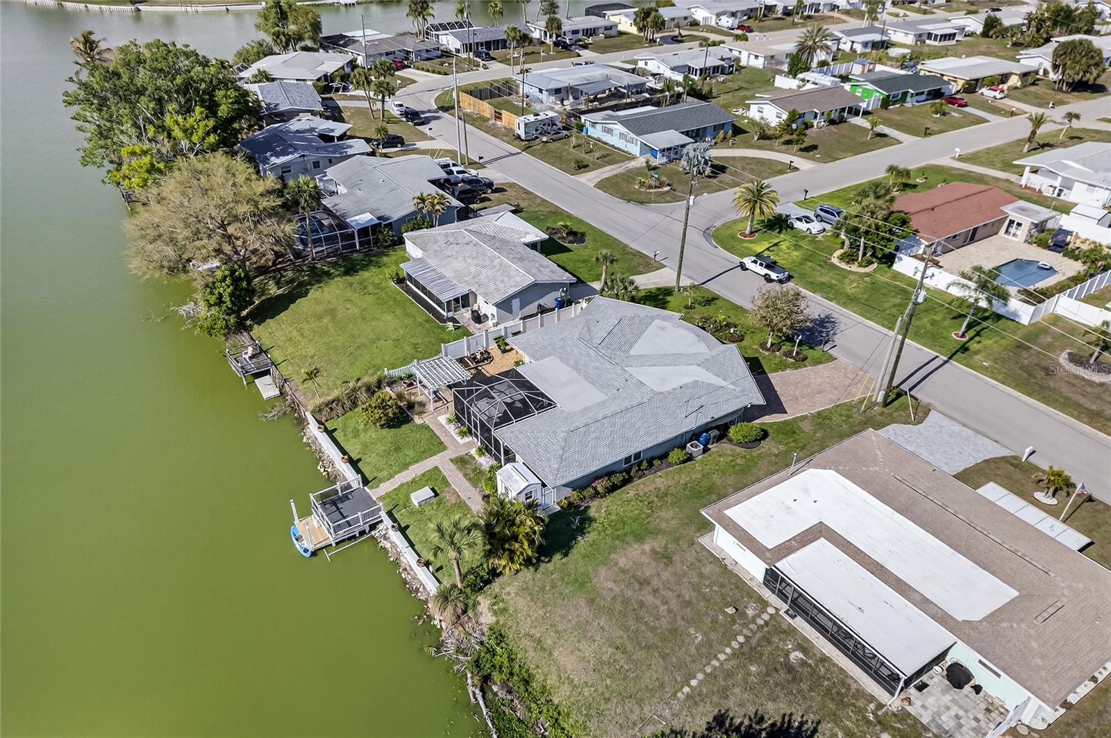 VENICE GARDENS - Residential