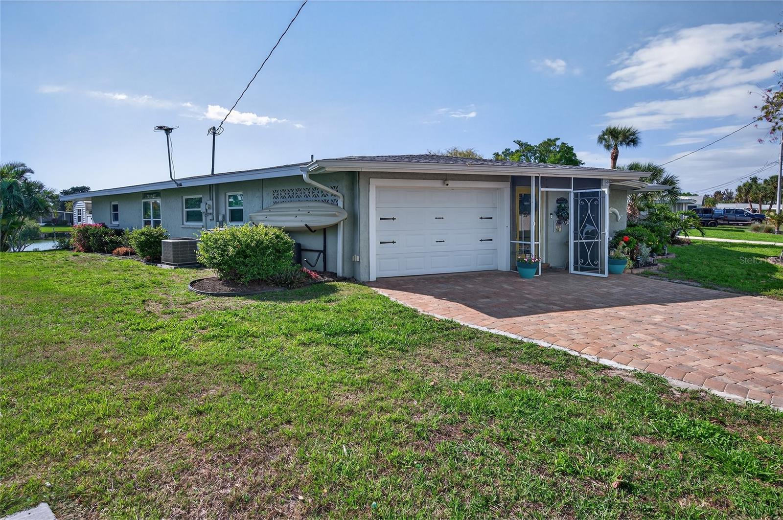 VENICE GARDENS - Residential