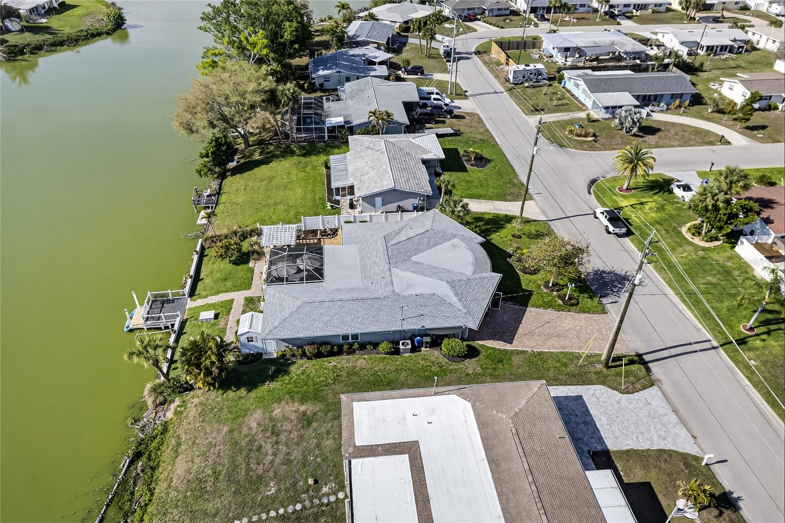 VENICE GARDENS - Residential