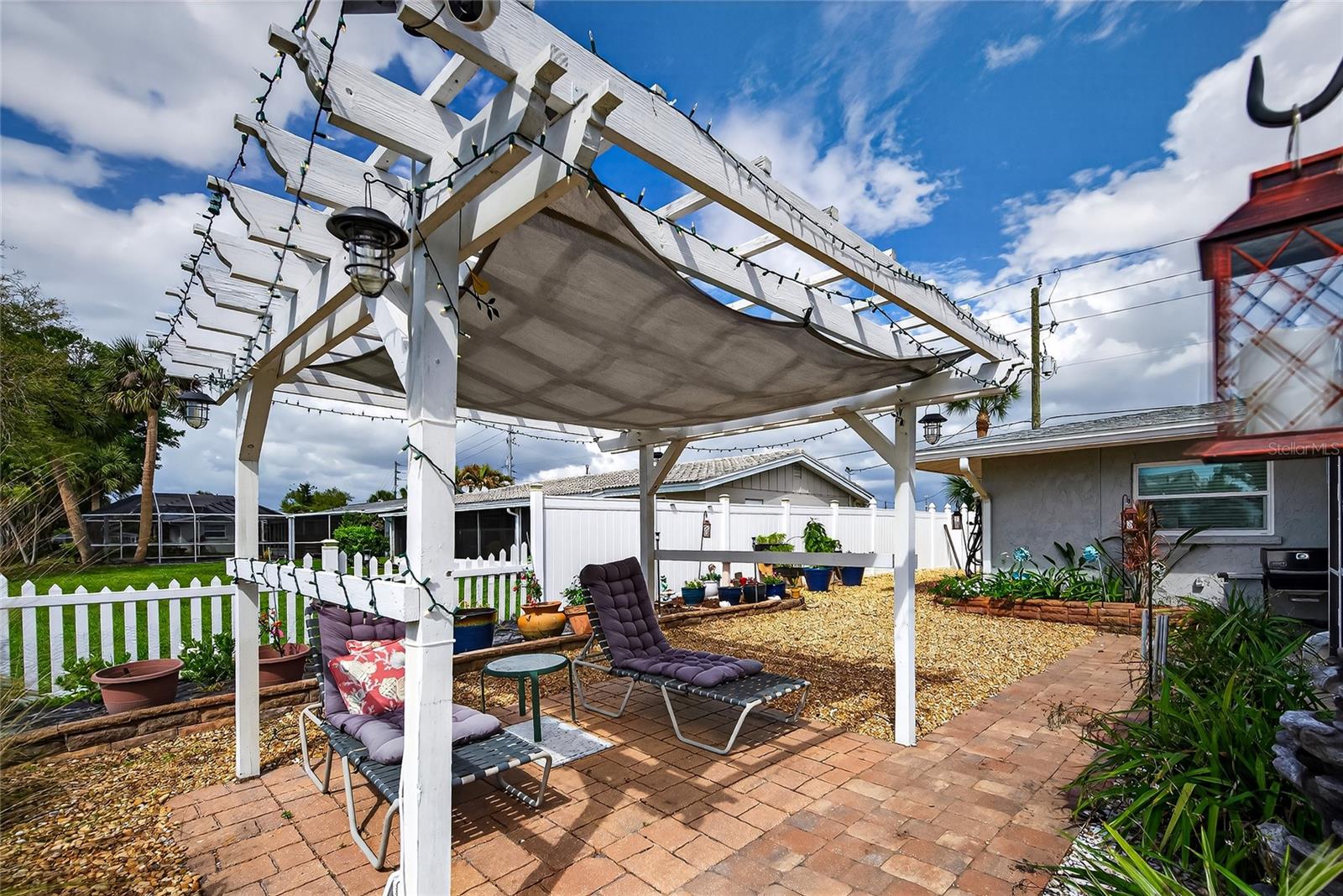 VENICE GARDENS - Residential