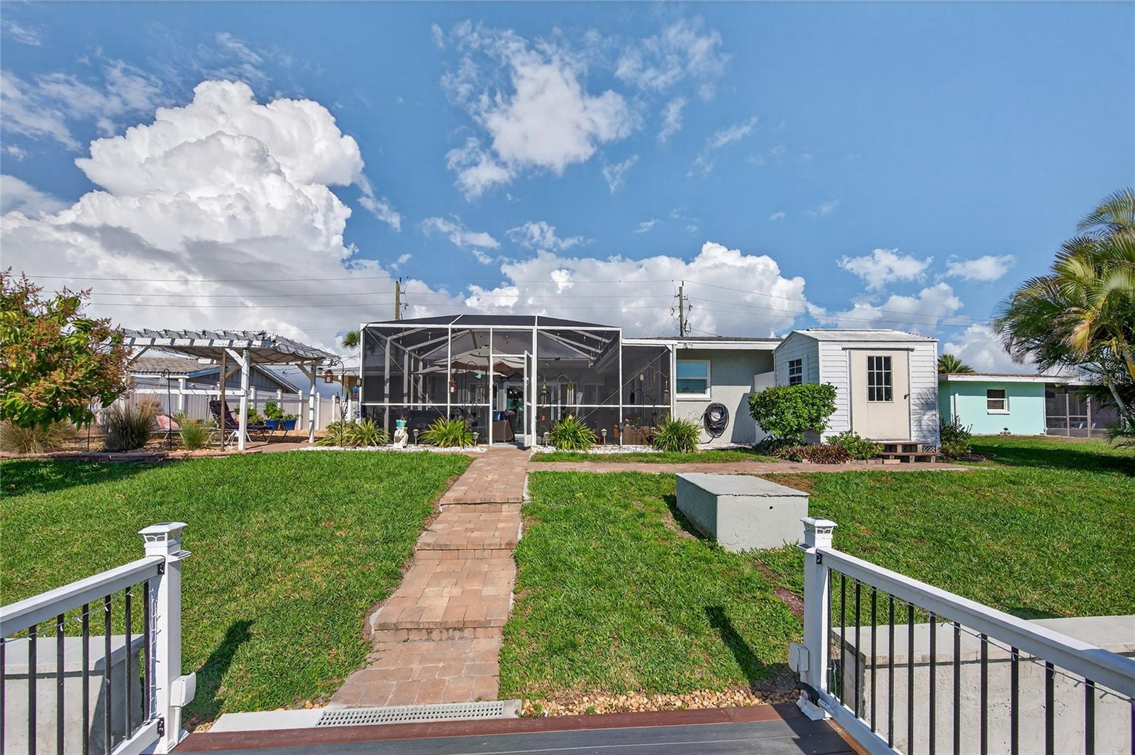 VENICE GARDENS - Residential