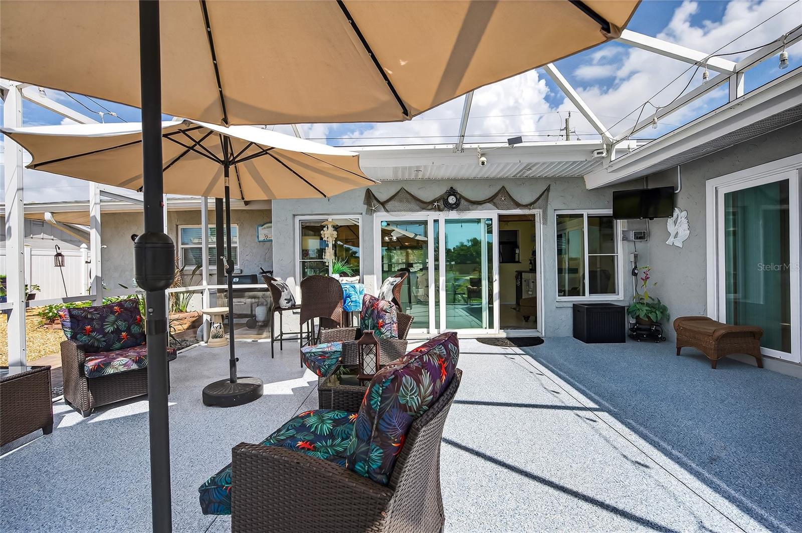 VENICE GARDENS - Residential